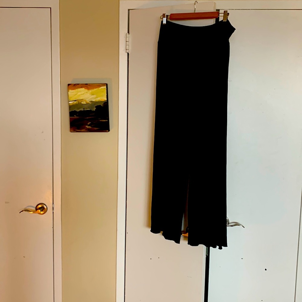 RED CORAL wide leg pant, black, size L.